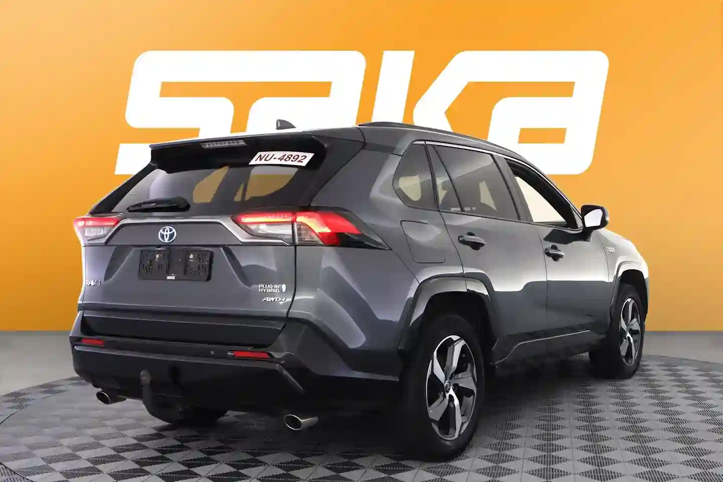 Car Image - 1aH4ihkZvkXC8HPcsHGXjK