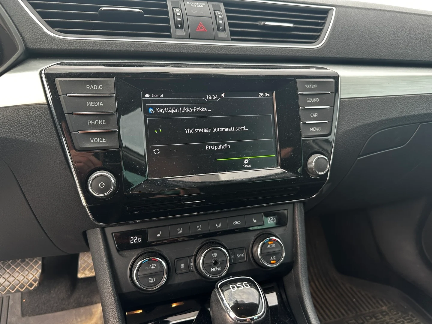Car Image - Iygh4cp3PXZUhxxKw1B8v