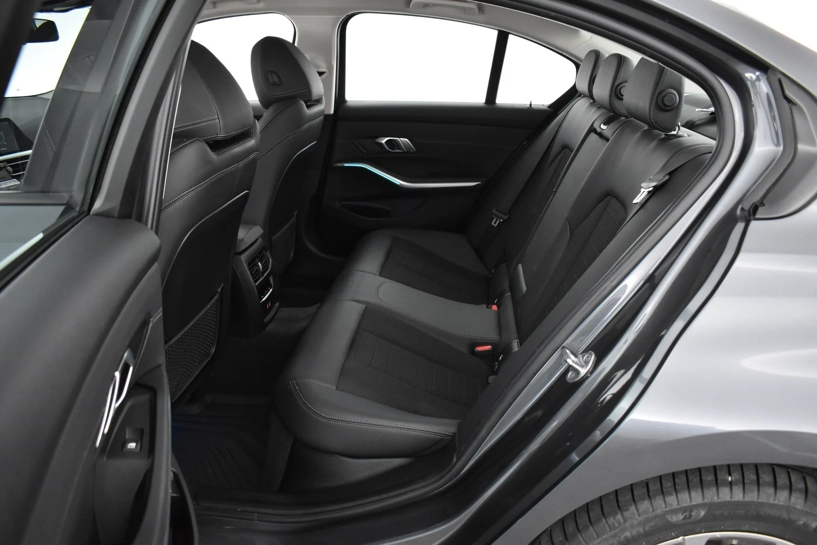 Car Image - 56ZGizKLMjT8kW42Zt5qYj