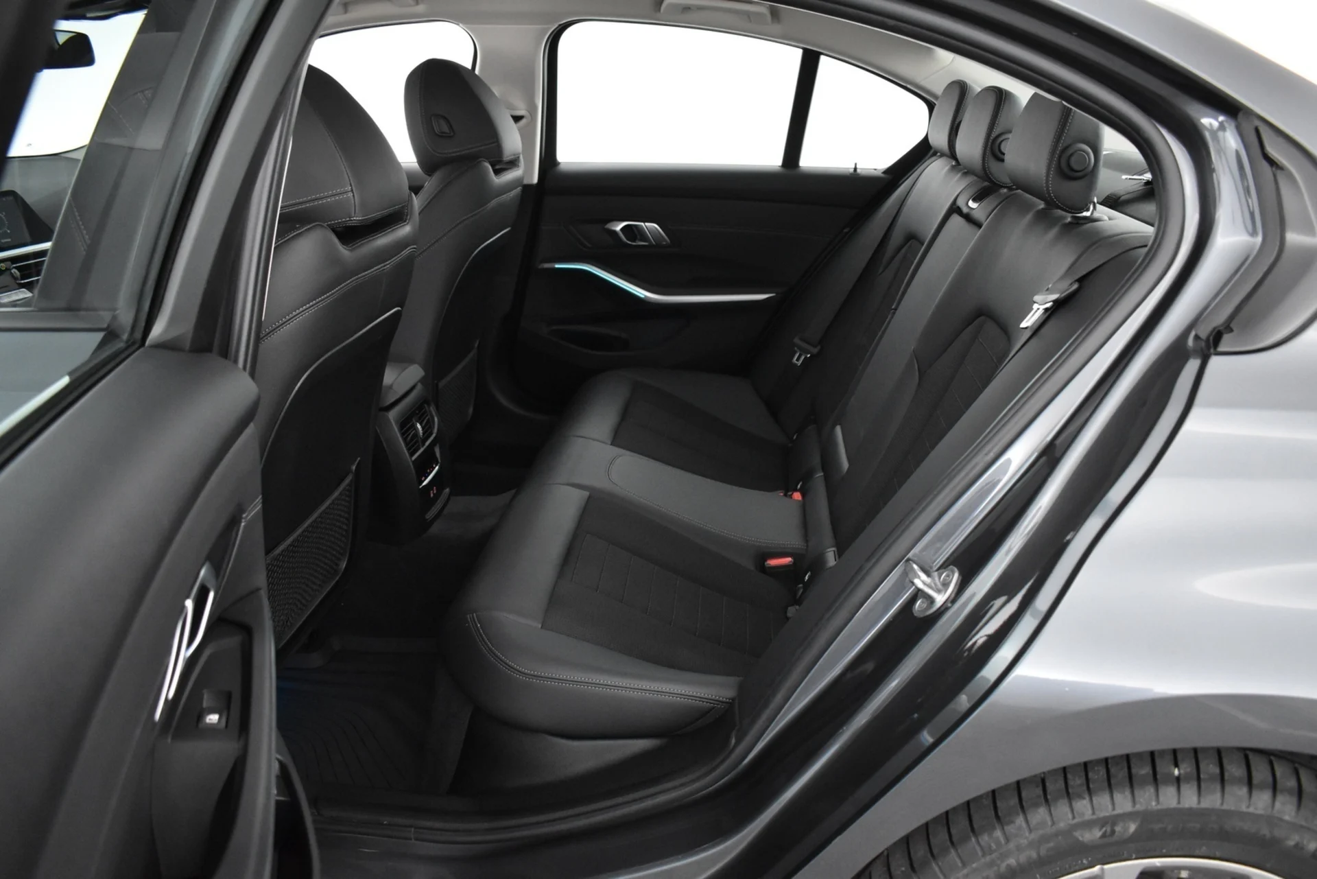 Car Image - 56ZGizKLMjT8kW42Zt5qYj