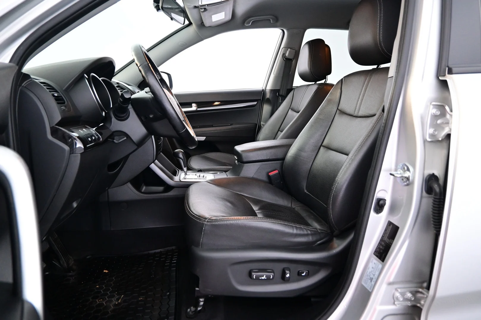 Car Image - 3Z1PAtc8ALh3OSMVBbivsI