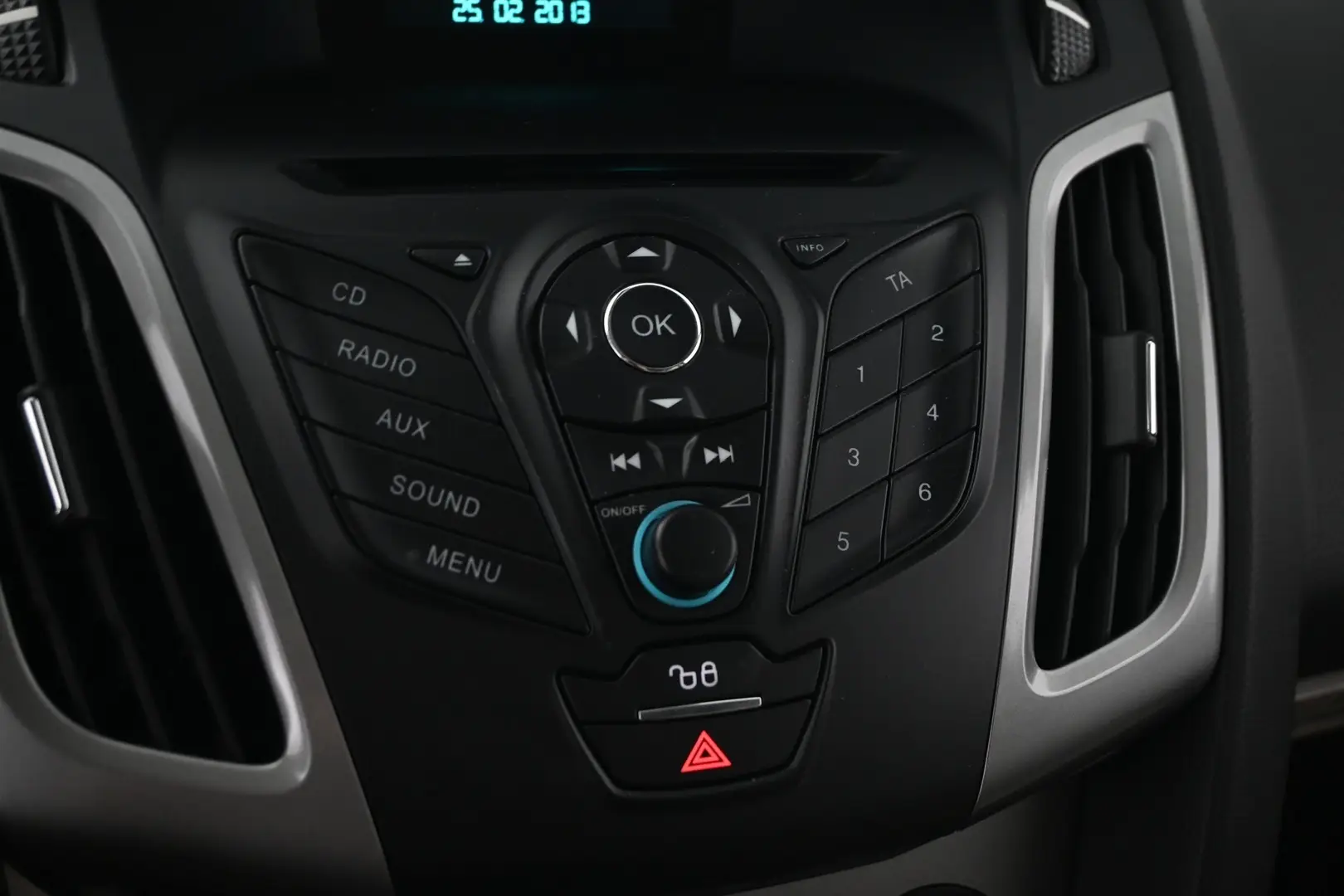 Car Image - 57FlmAbZcVK6wV7RIkM6NZ