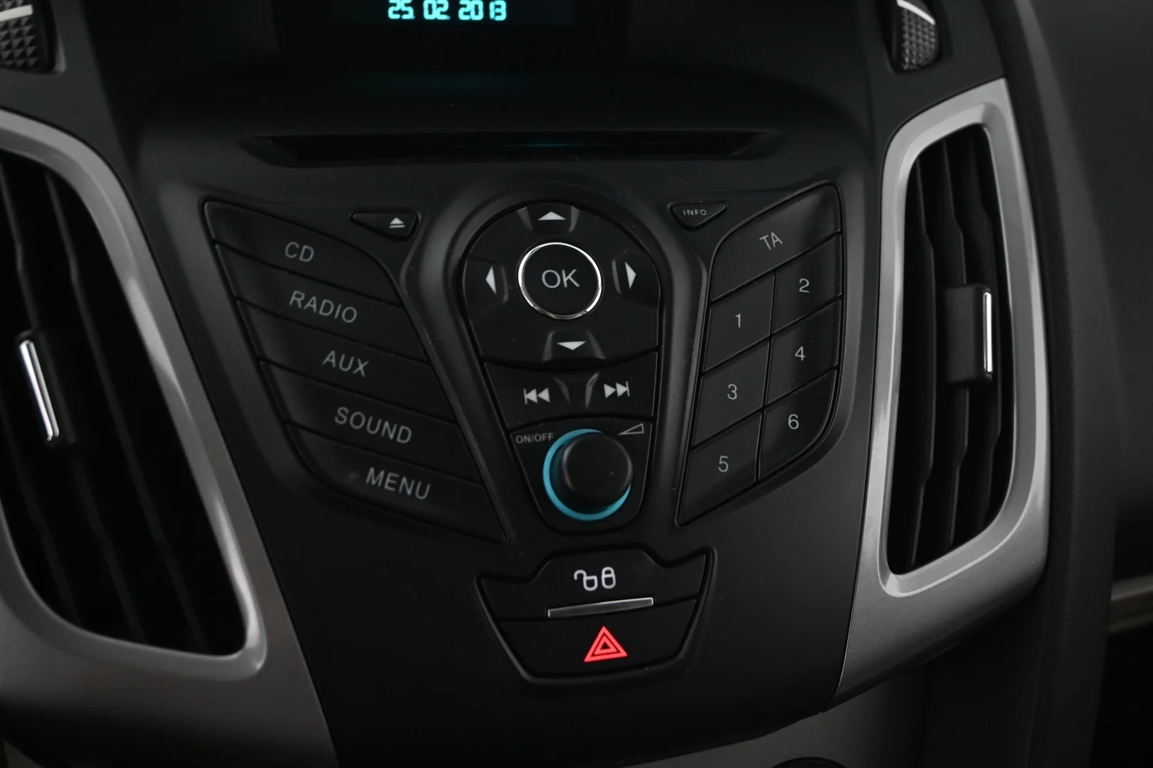 Car Image - 57FlmAbZcVK6wV7RIkM6NZ