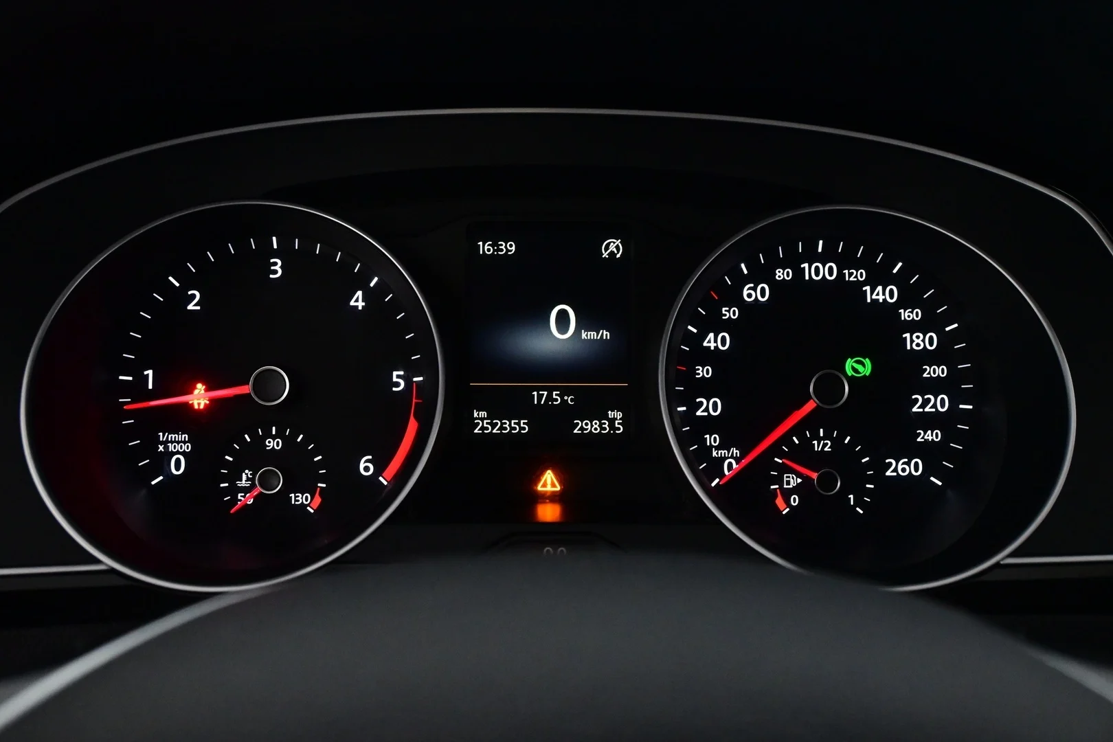 Car Image - 122x7YssbSUNpyDmKv81KM