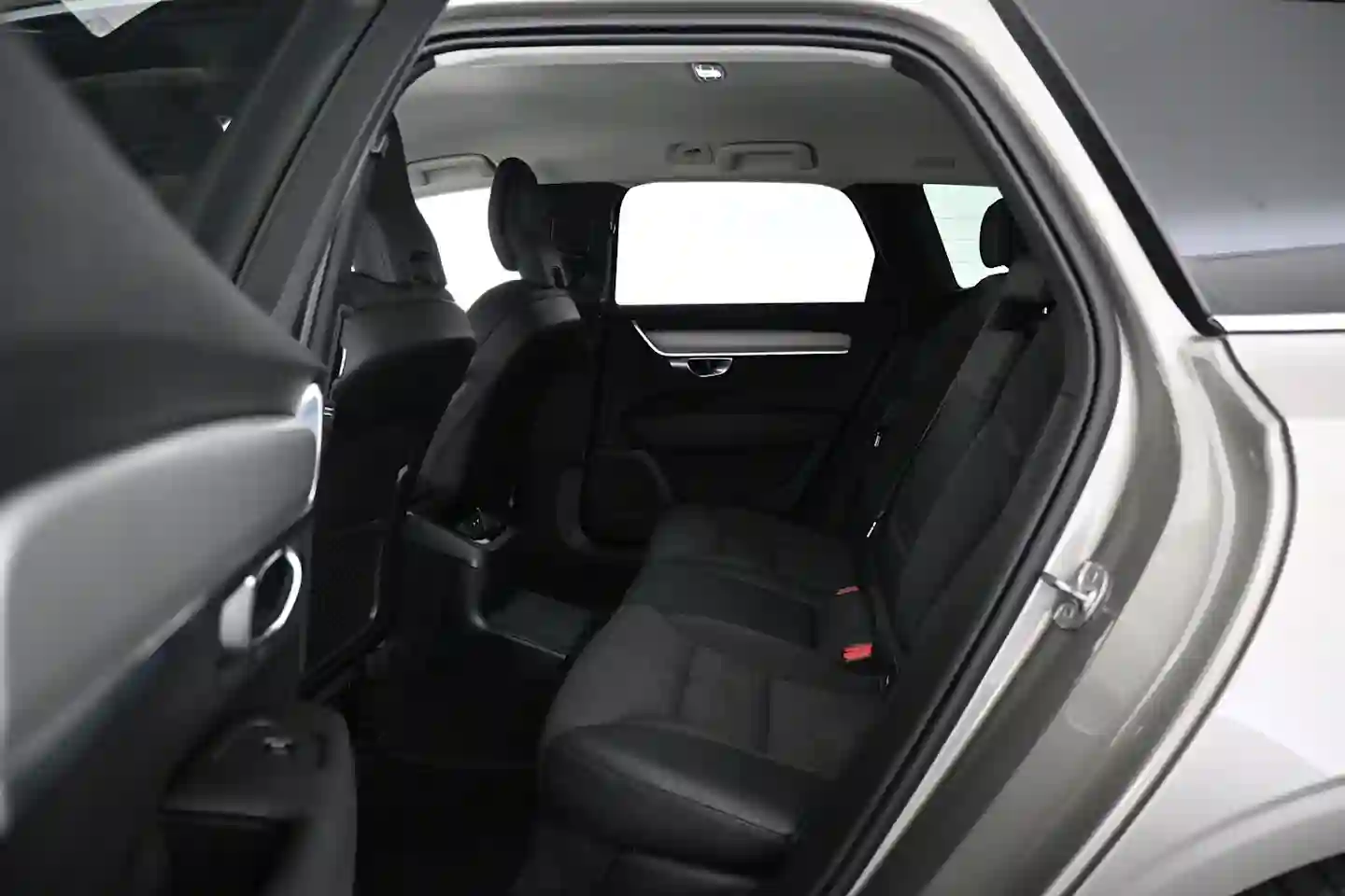 Car Image - 6D3GauIEAr492Epk1lmvVt