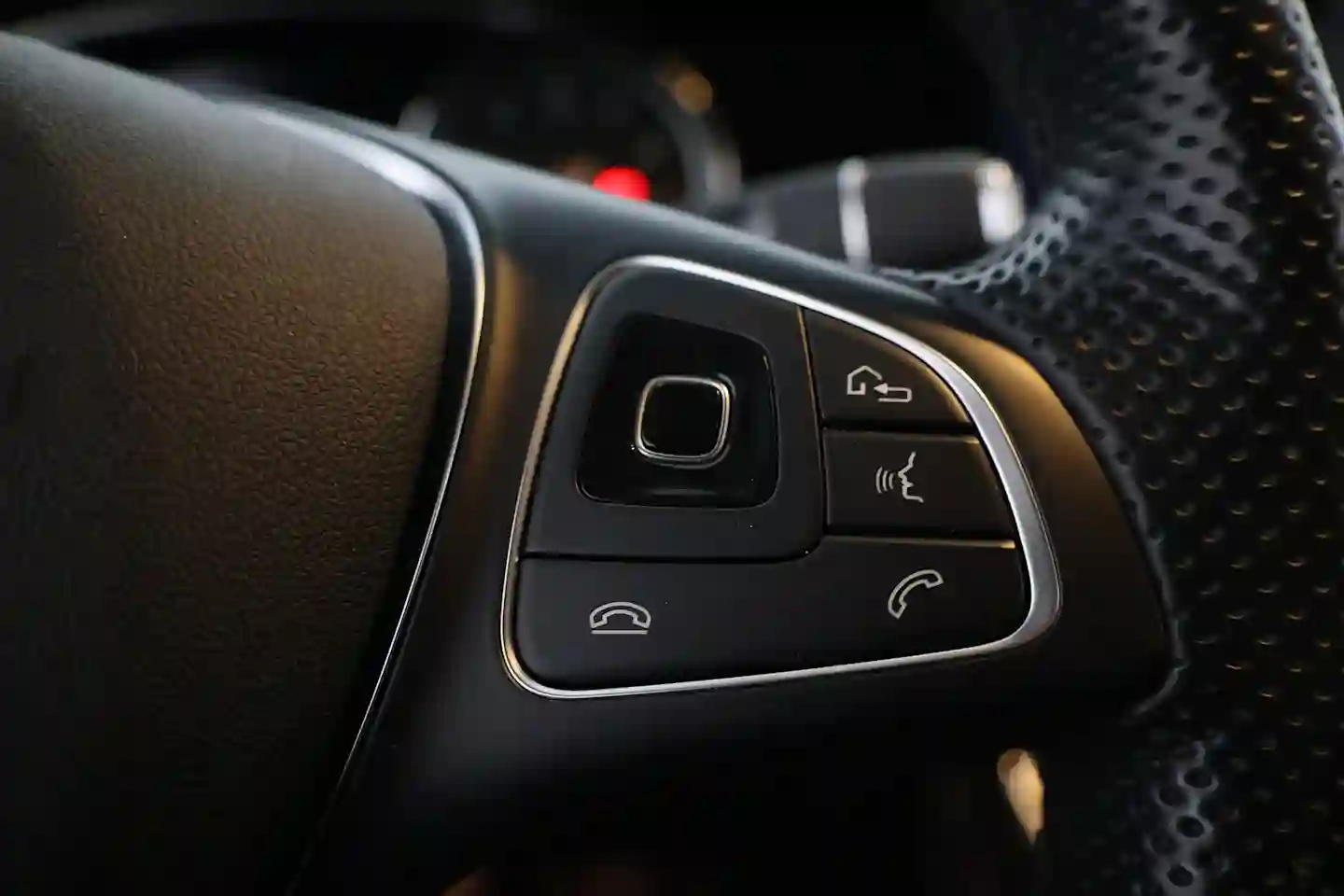 Car Image - 3vuCOsXcaWdH9JIfBpmx8B