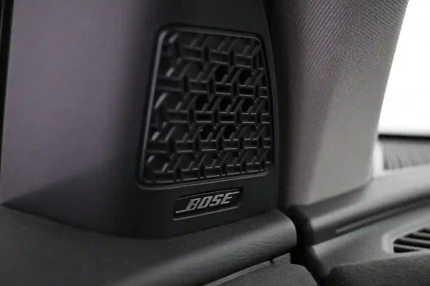 Car Image - 7bqWYPHWEIvtf5RTE0PxXd