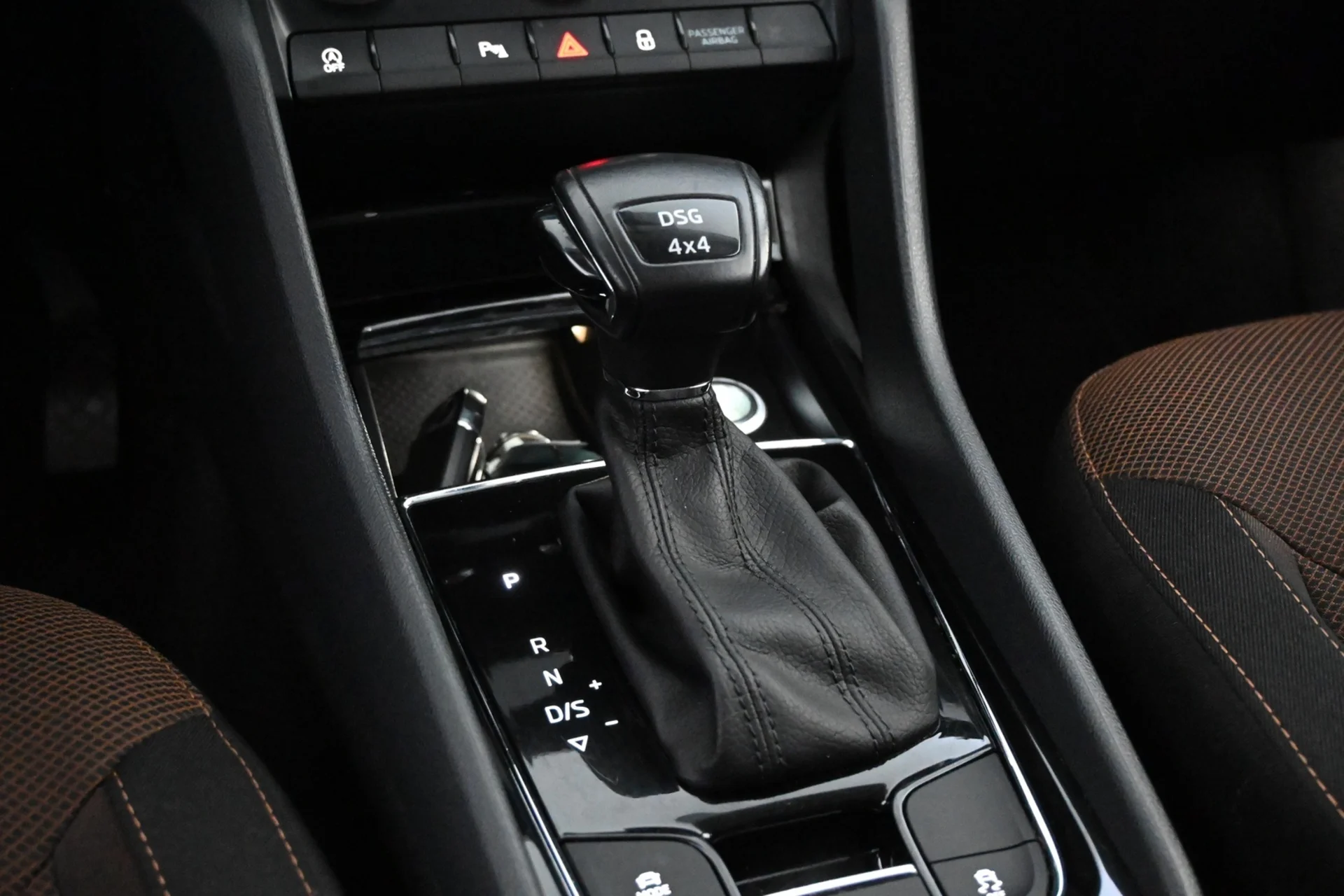 Car Image - 29ApSSFYxLKugIJRfs1iUJ