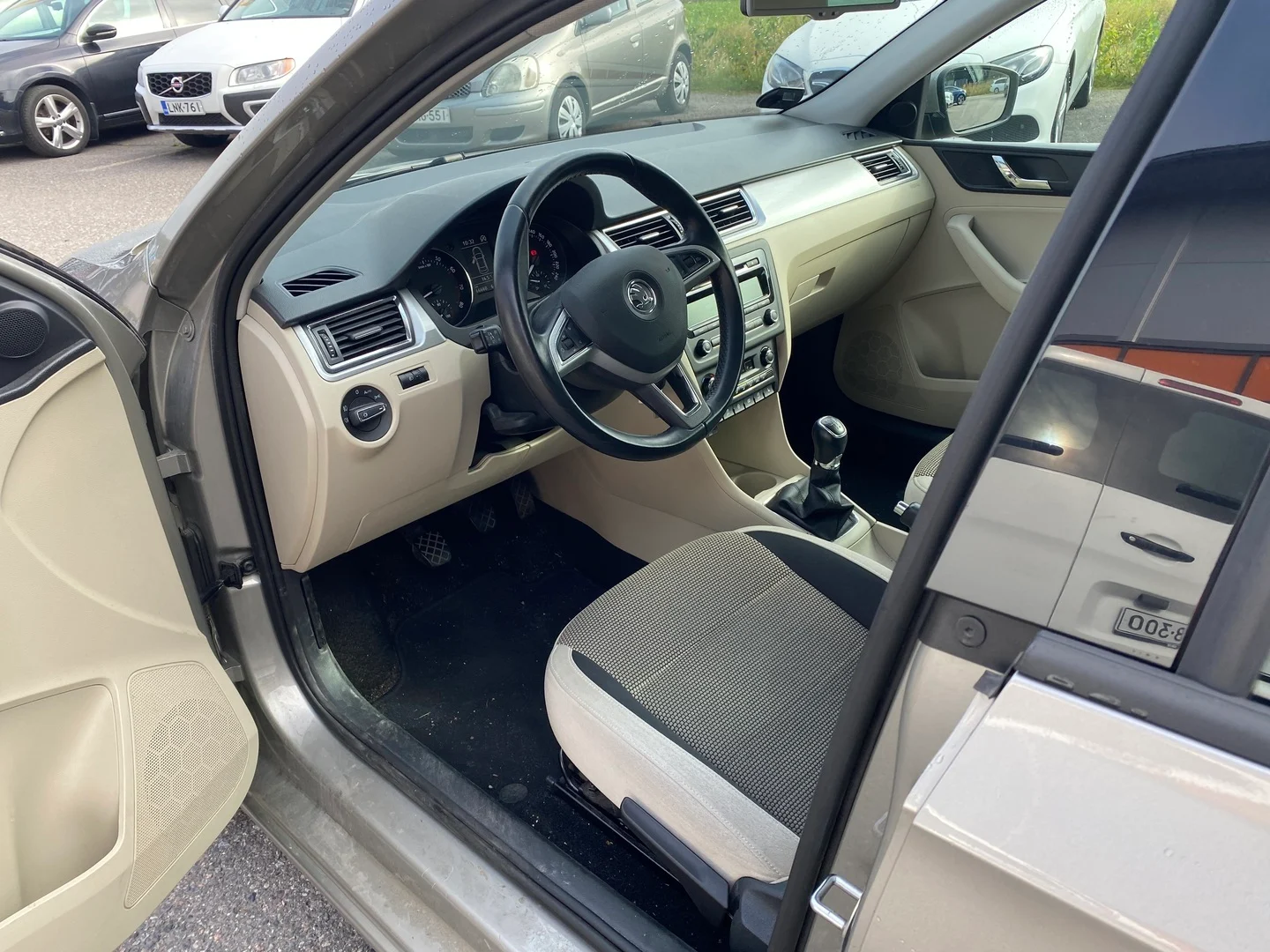 Car Image - 7wzPjxD1rBHffsOvqSRRoS