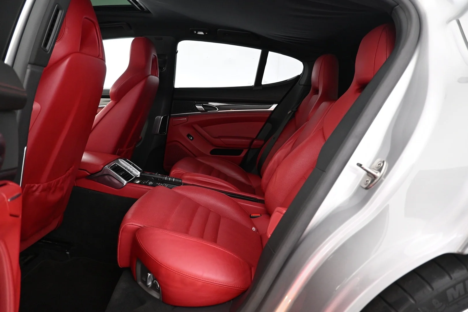 Car Image - Ds2sCAwNELaAGqCd0rPs5