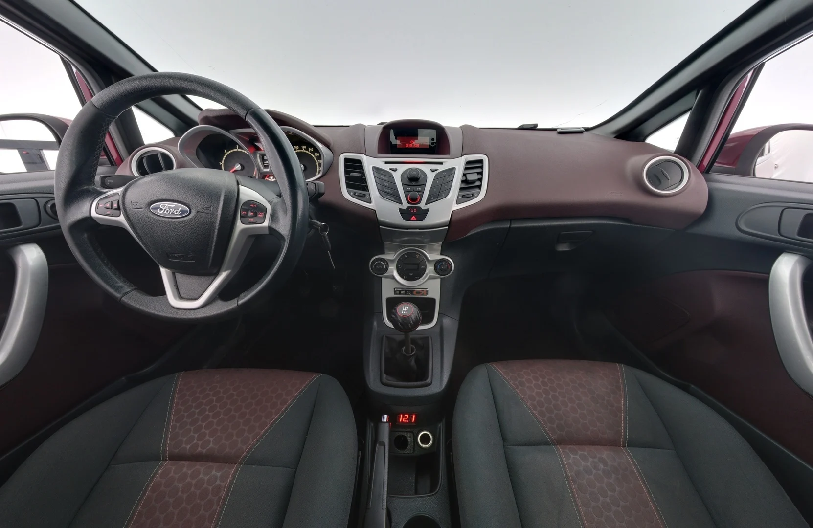 Car Image - 6J61LkNJs3Jkl2nFPBn3qa