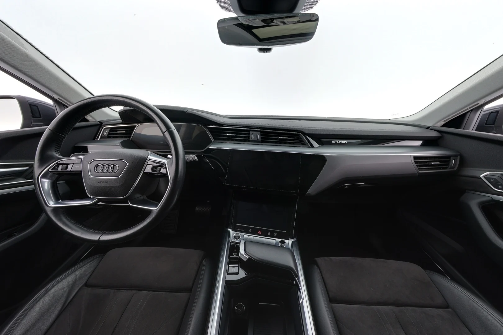 Car Image - 6DFvc1lenfZGLlC8vauThC