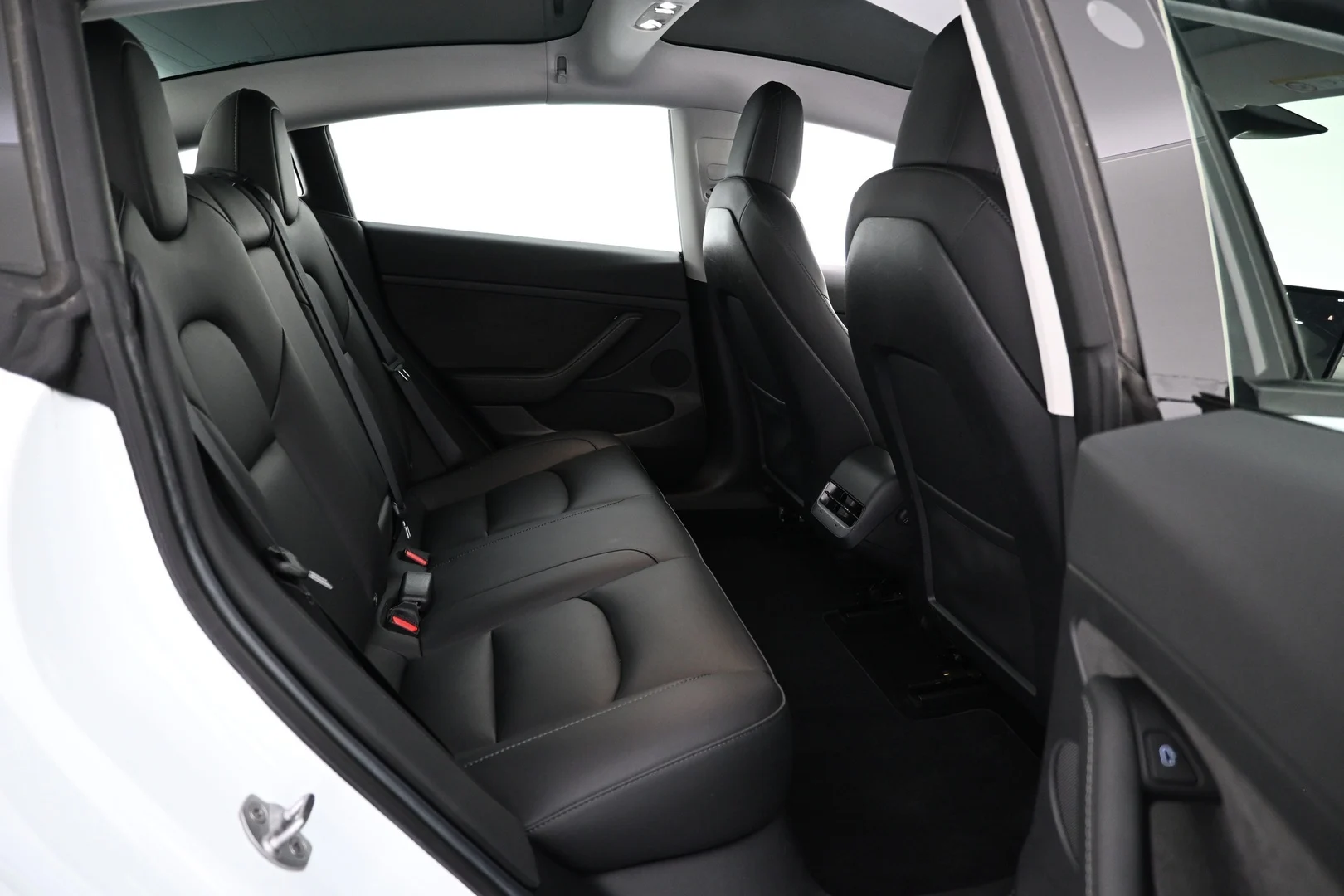 Car Image - aTYGBGQdwQMGiTFBa9j07