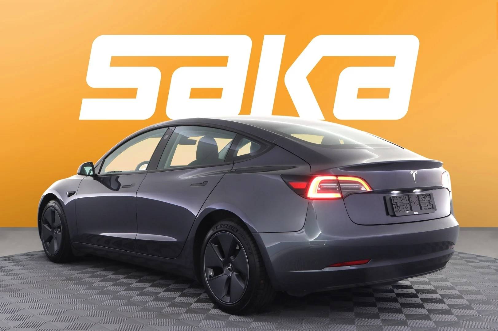 Car Image - 1y0Iio852xeTdeEdgehwwF