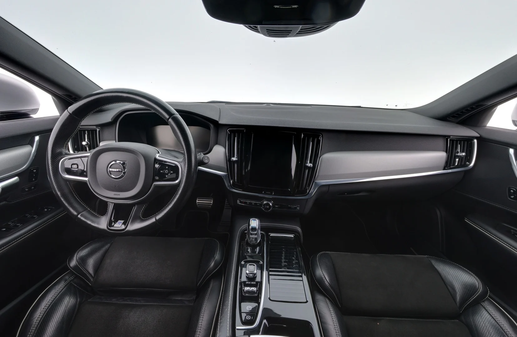Car Image - 6aZuF5uEHTSvayEr9jIG96