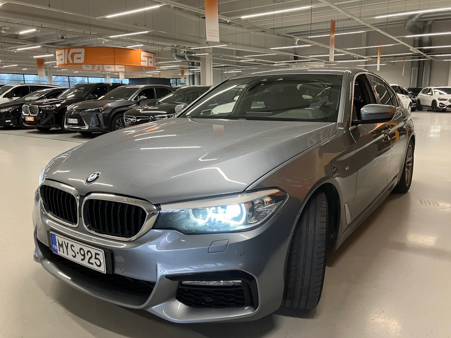 Car Image - 42gD9CSyG1wmtXUdxN9O7K