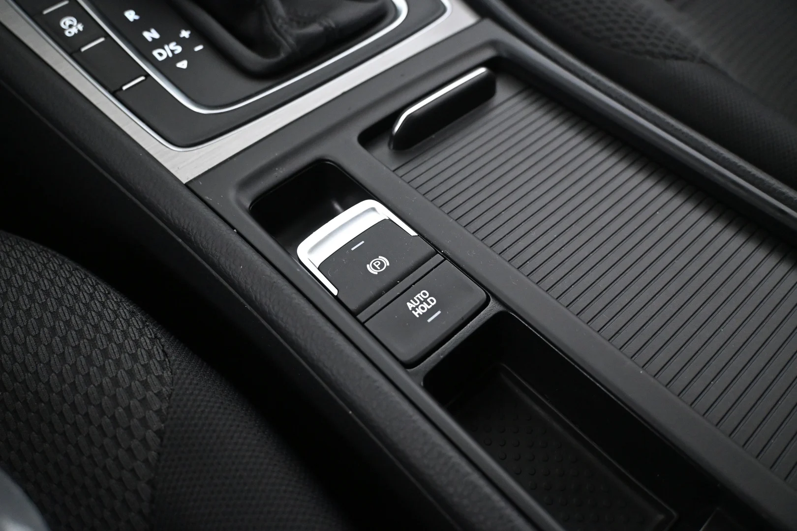 Car Image - 5cV9Lt43UBmtHHnFD3xBMU