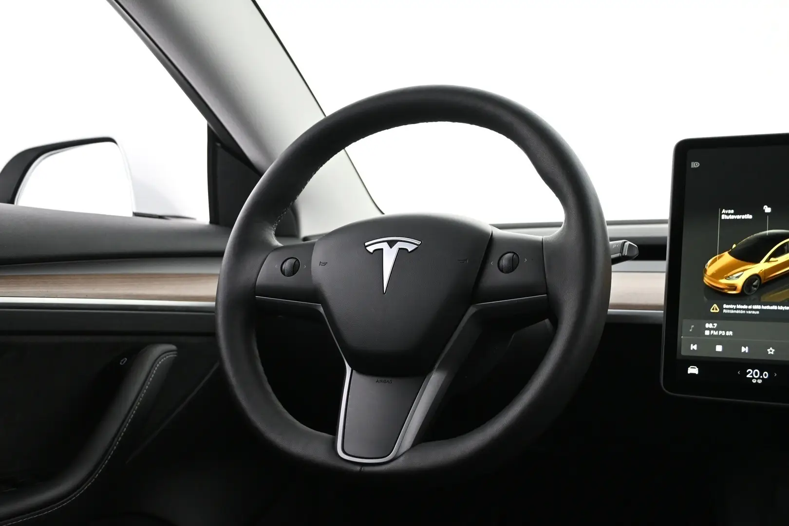 Car Image - 4p7U22emsdOn2GaIUuakOX
