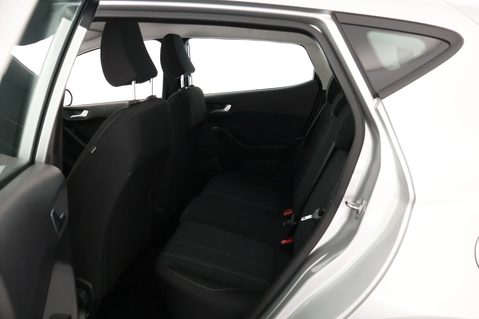 Car Image - 3yEBZR1fQfQgDigsBKFVXJ