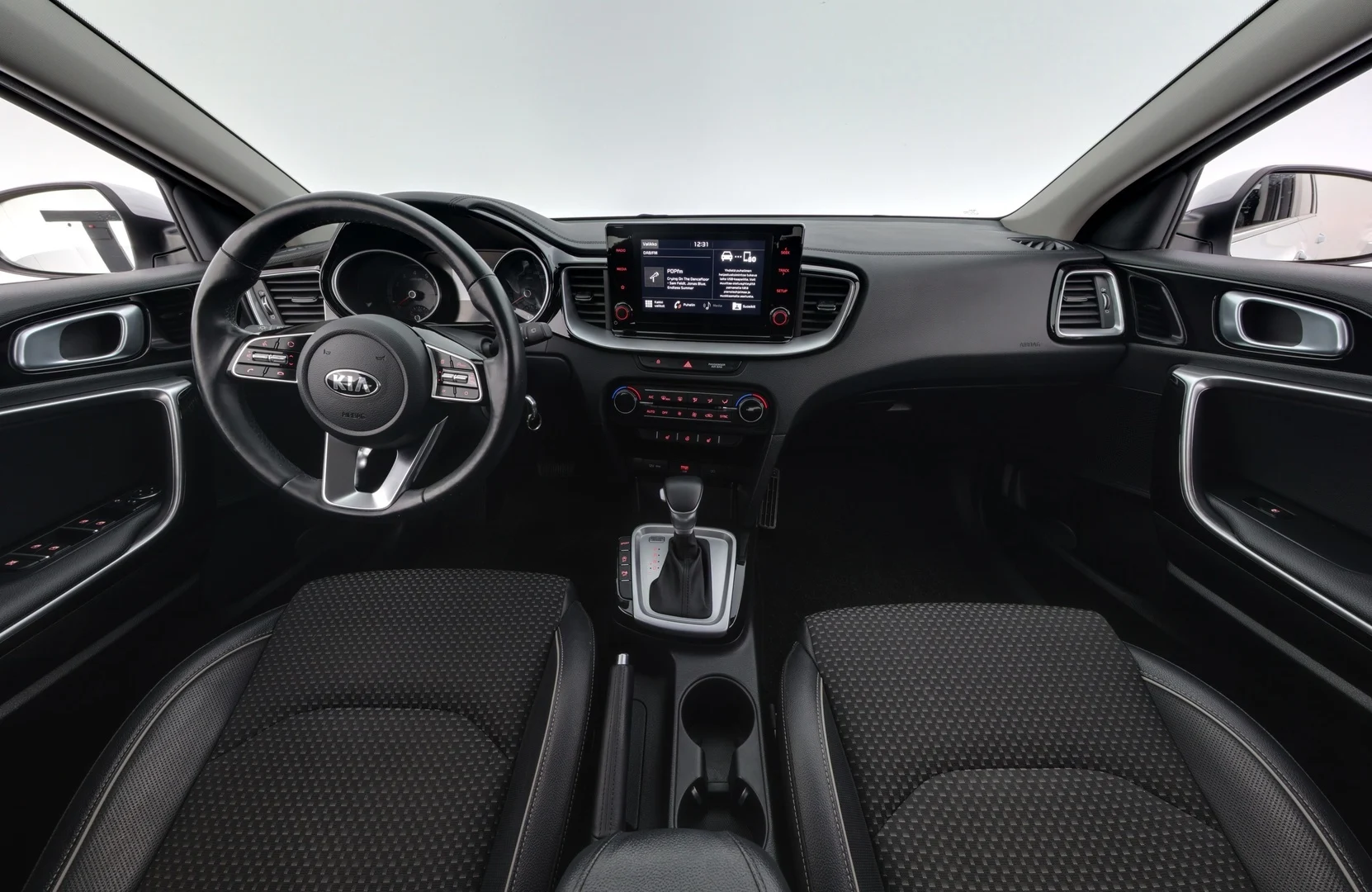 Car Image - 25s0Dg5WlzFAN72DZ9q37F