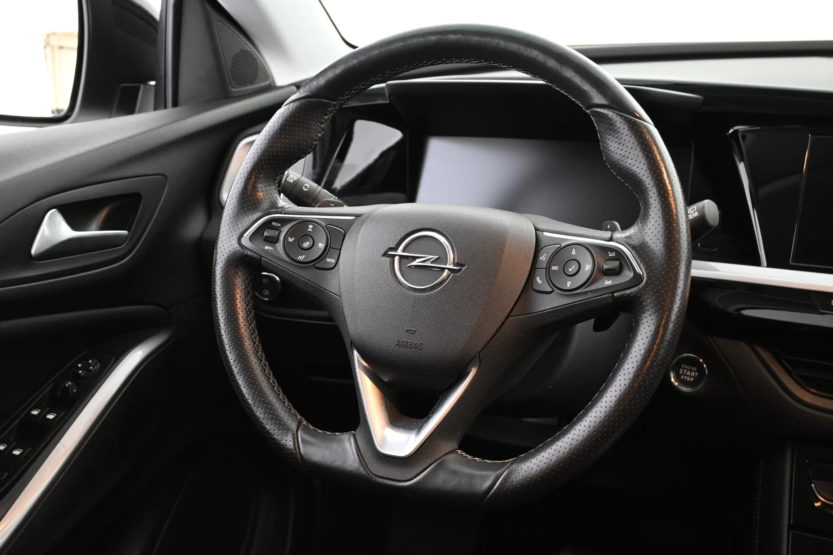 Car Image - 3aAV3CzFKXn978546ojnGV