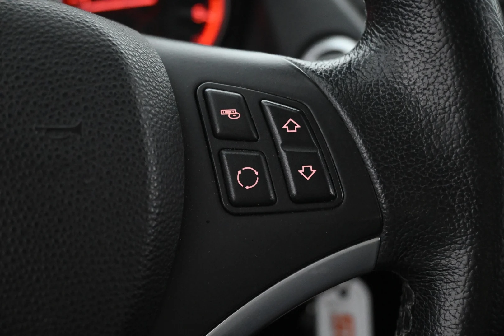 Car Image - 2F6k5HgWhW8TGLPU2l3gel