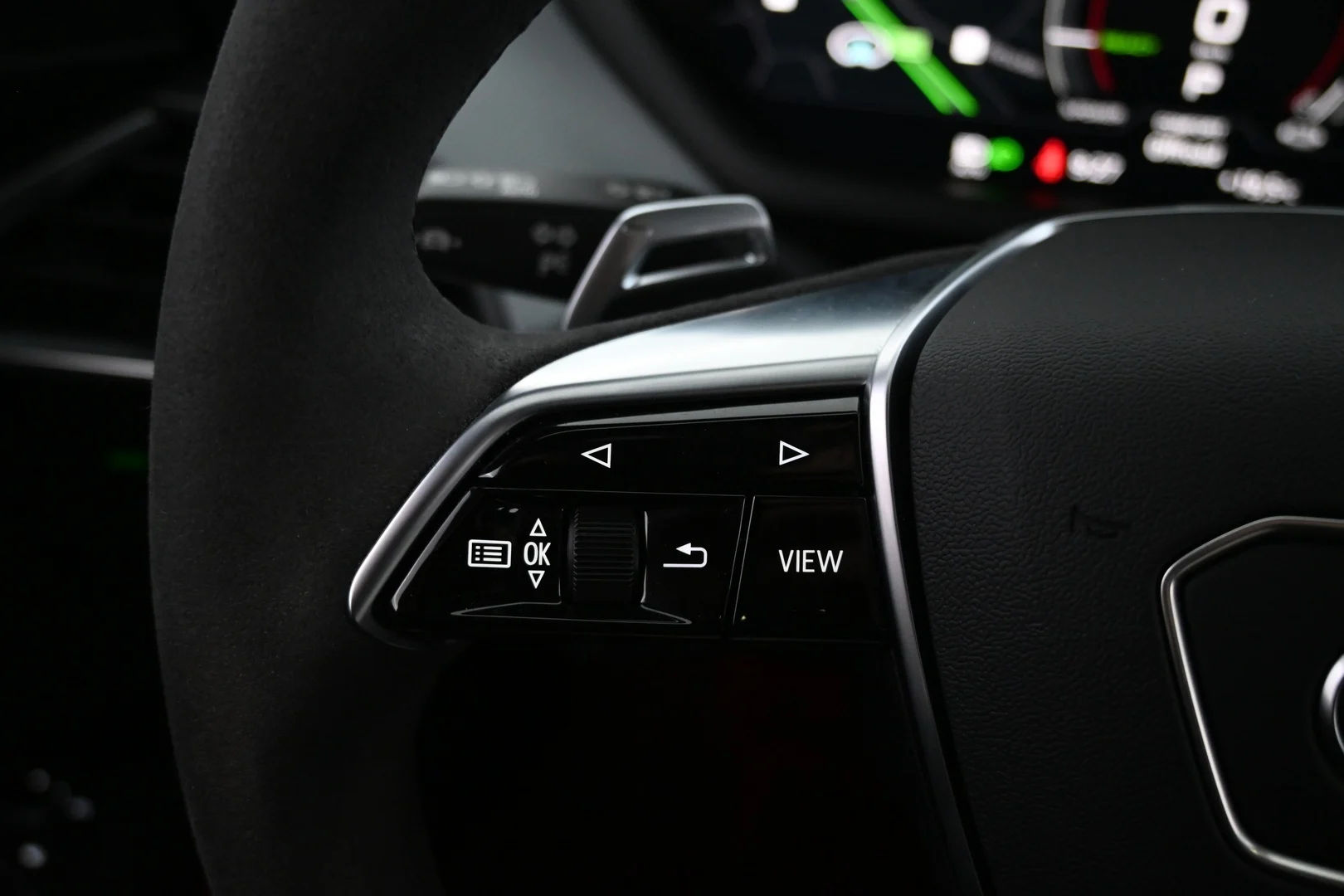 Car Image - 7btMBjPlvkDXS2skWg8tVs
