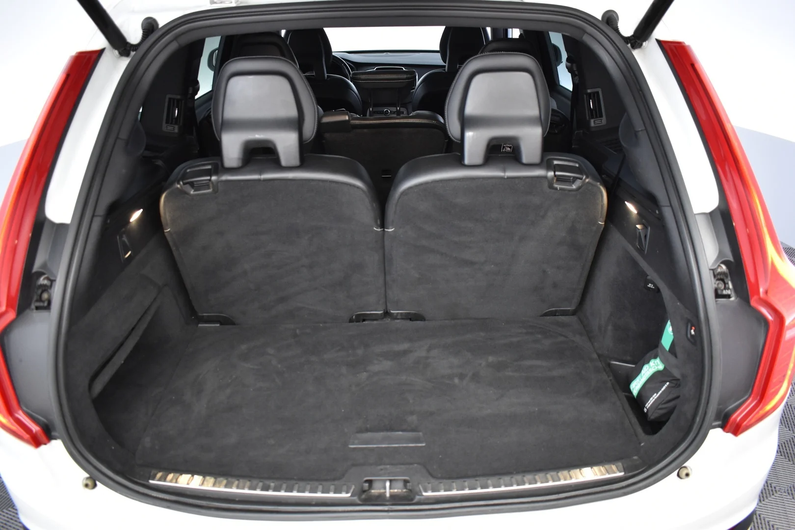 Car Image - 30GNxh9BGkKaPos0fiNL2F