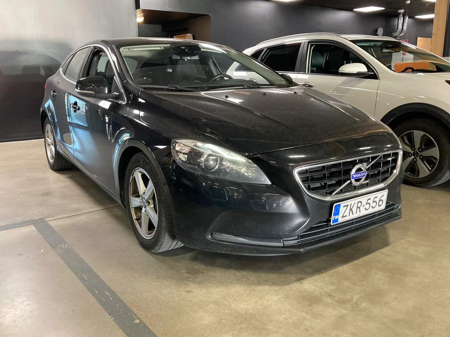 Car Image - 6We6pmUnopTwLbUdj2c6q0