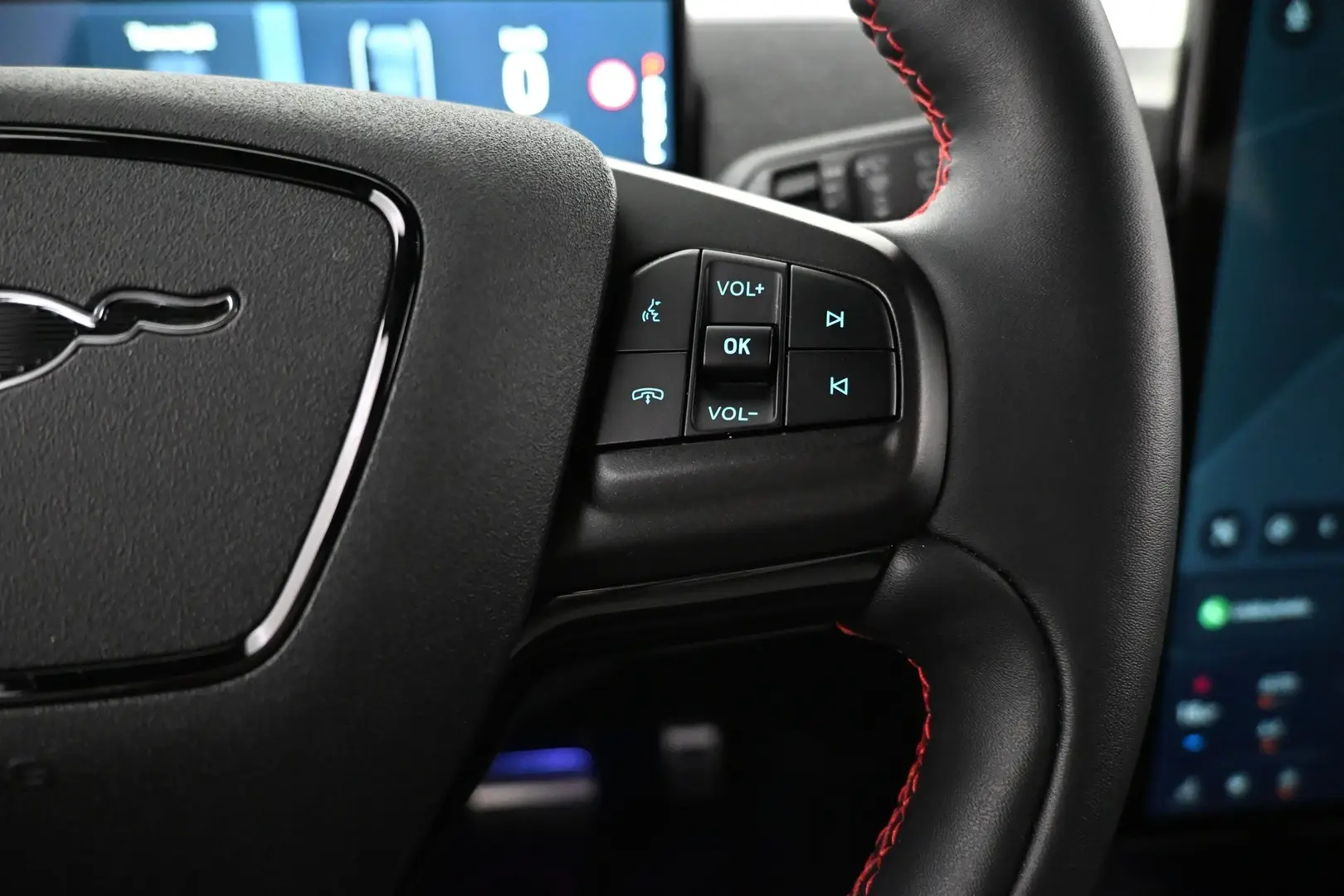 Car Image - 19fXRCgNjUK1ZuPQJQxQOJ