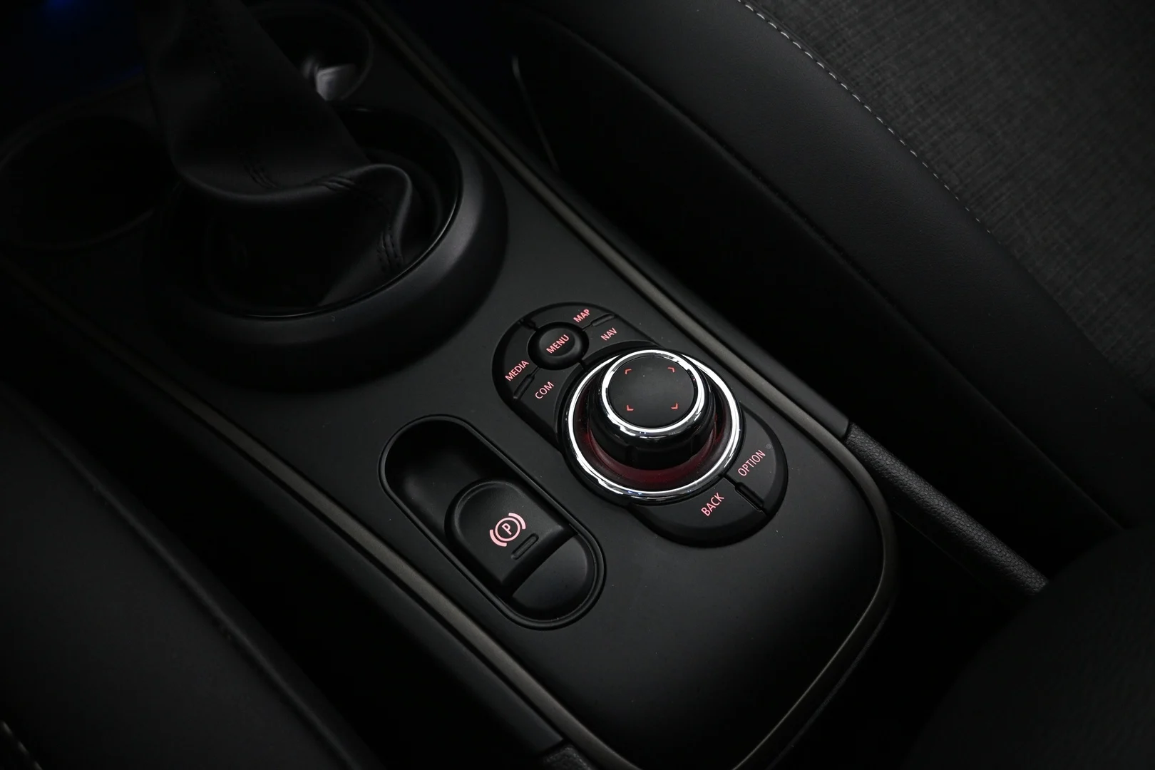 Car Image - 3rfcmkGhPt7bEudOrND2G8
