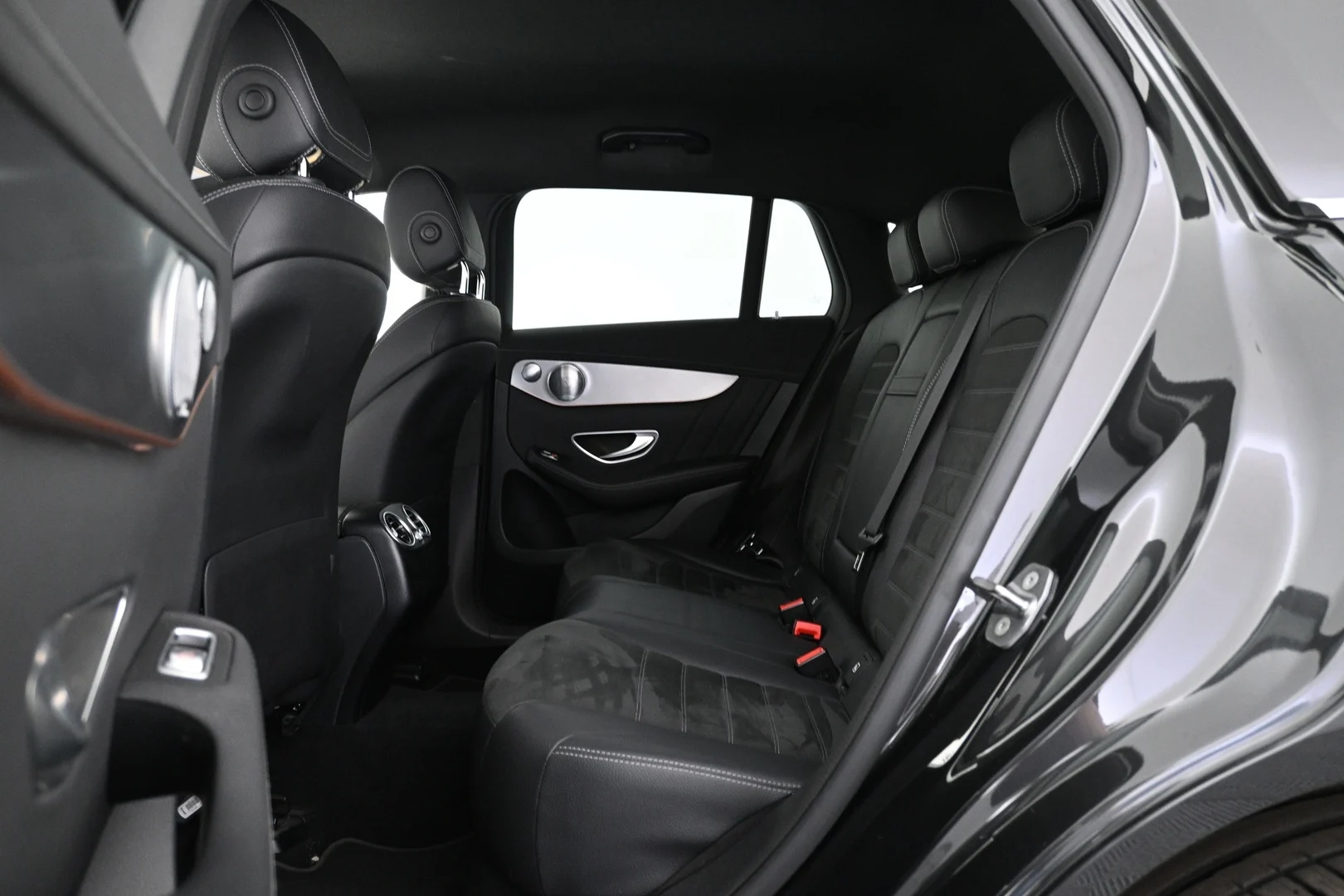 Car Image - 7c3sYkwmjVOgTrFe7pRSt8