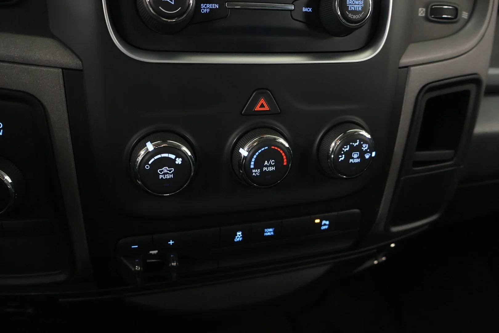 Car Image - 6qItTt50AlyiAfBUHX4DpZ