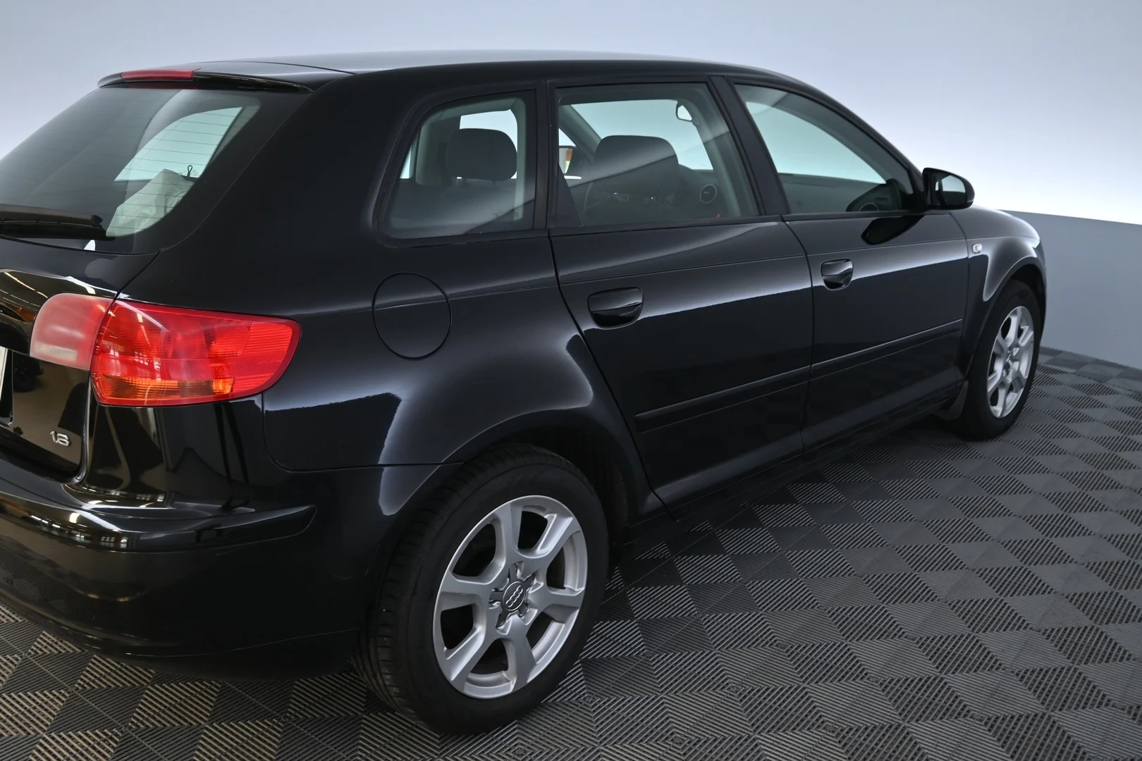 Car Image - 1eOZrcYK7CltalaYi1TF6K