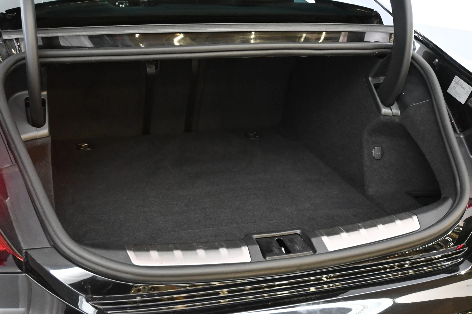 Car Image - 7btMBjPlvkDXS2skWg8tVs