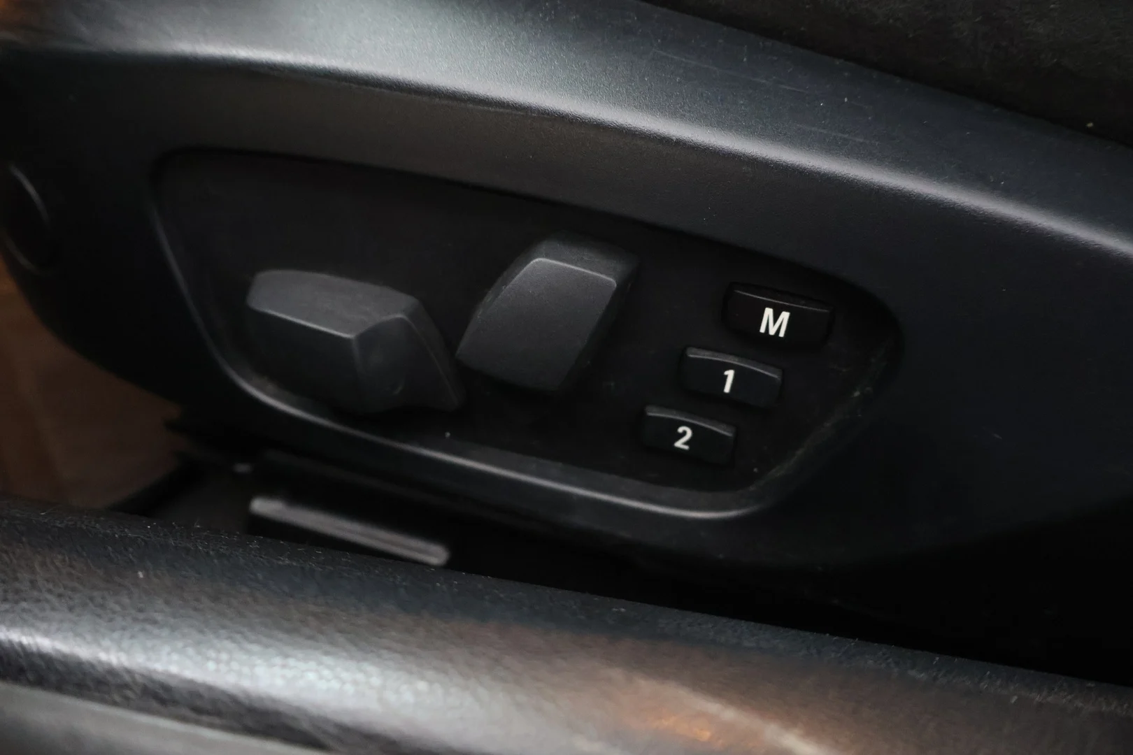 Car Image - 1emrEBFwvZdZPS3SjxkNB5