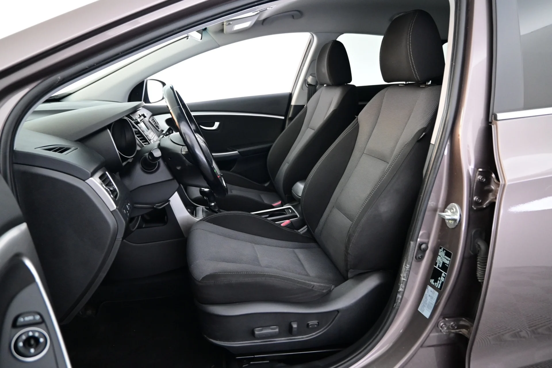 Car Image - 7smQrYWretsoIrdgWQ5tdA