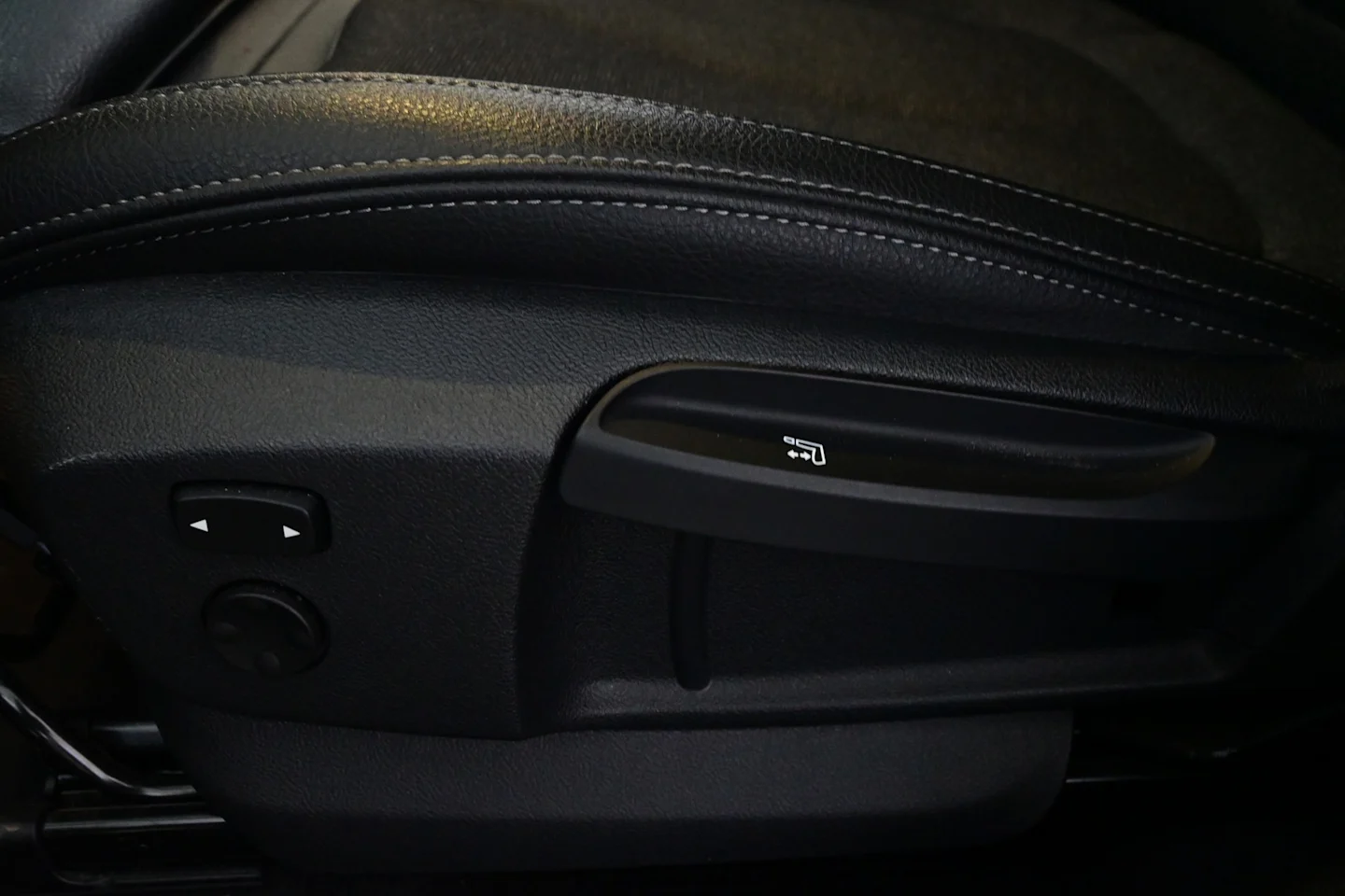 Car Image - 4GQH2LuB9dNzhQ1Fj5JPRX
