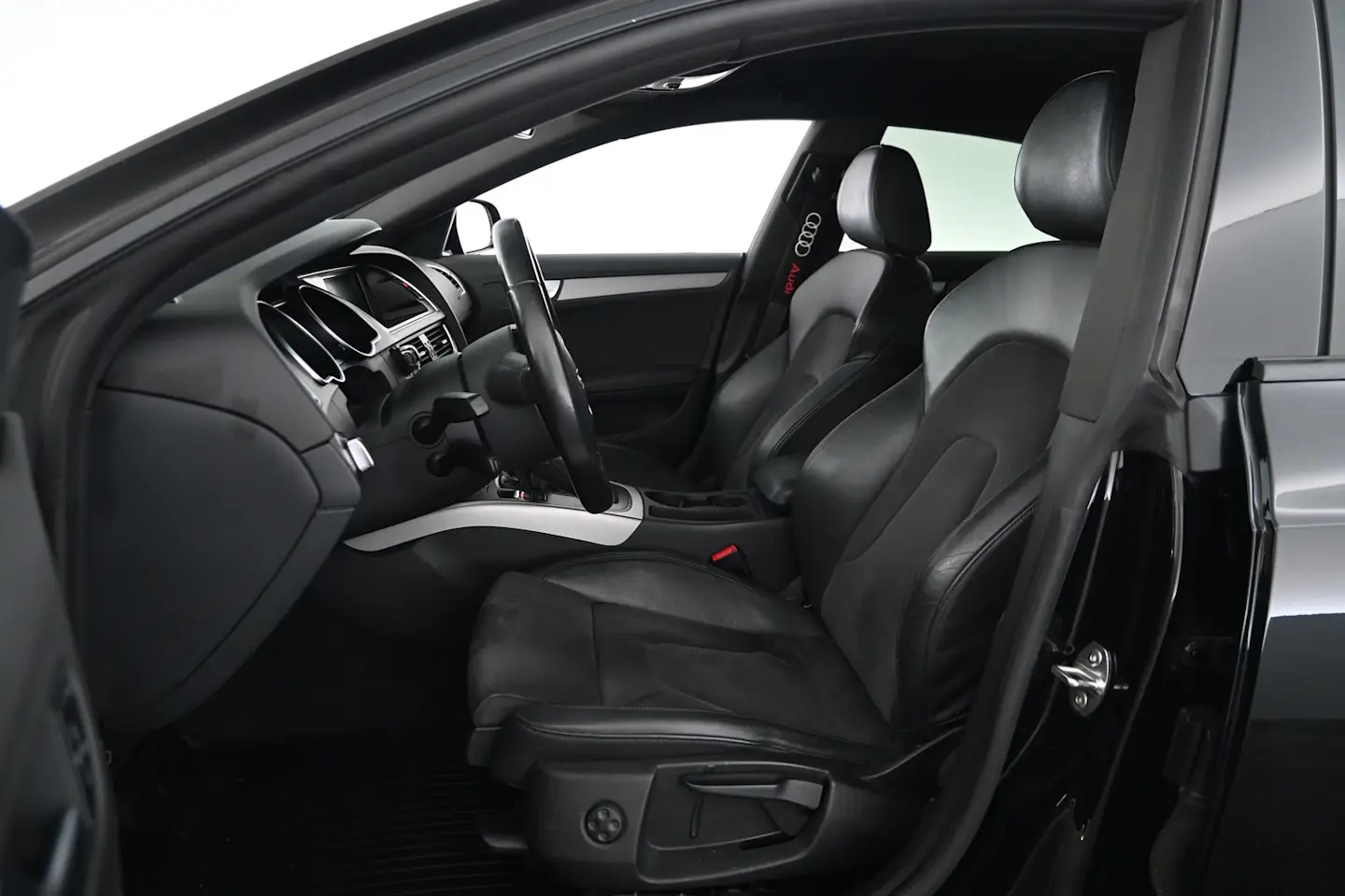 Car Image - 7KTiwod0CILnbFhfe3of72
