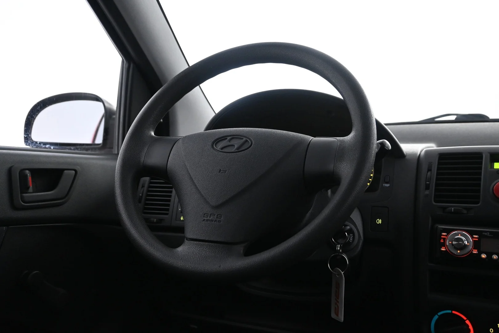 Car Image - 6A6jQb88pda7pcmBNBu1i8