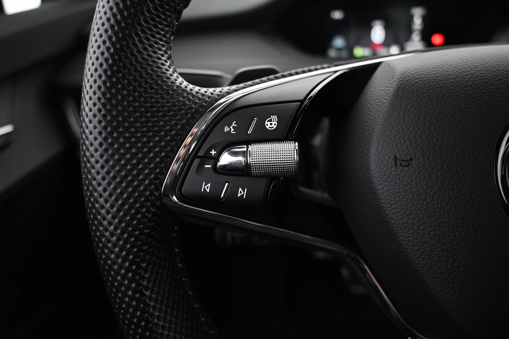 Car Image - 6fmWmKaAWtnI4s317w2a6t