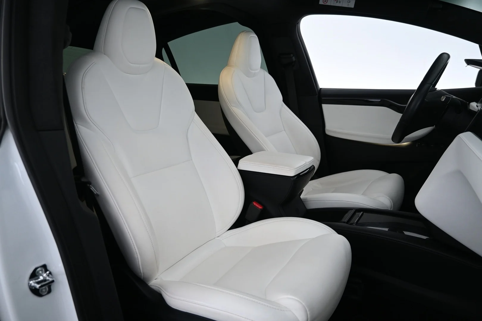 Car Image - 25b3CnE9bMXovNdVpPUK6H