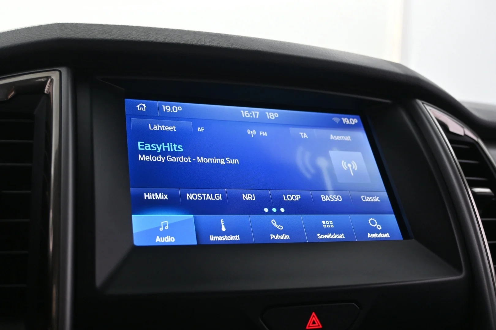 Car Image - 4Hjt2OnYxOB5Xma1R1MIsO