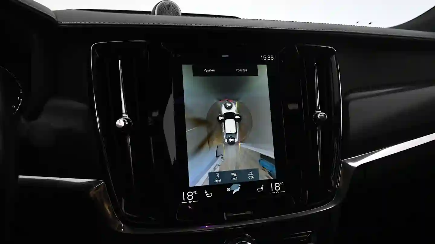 Car Image - GiMbuYobyxQC3NUb0mGVy