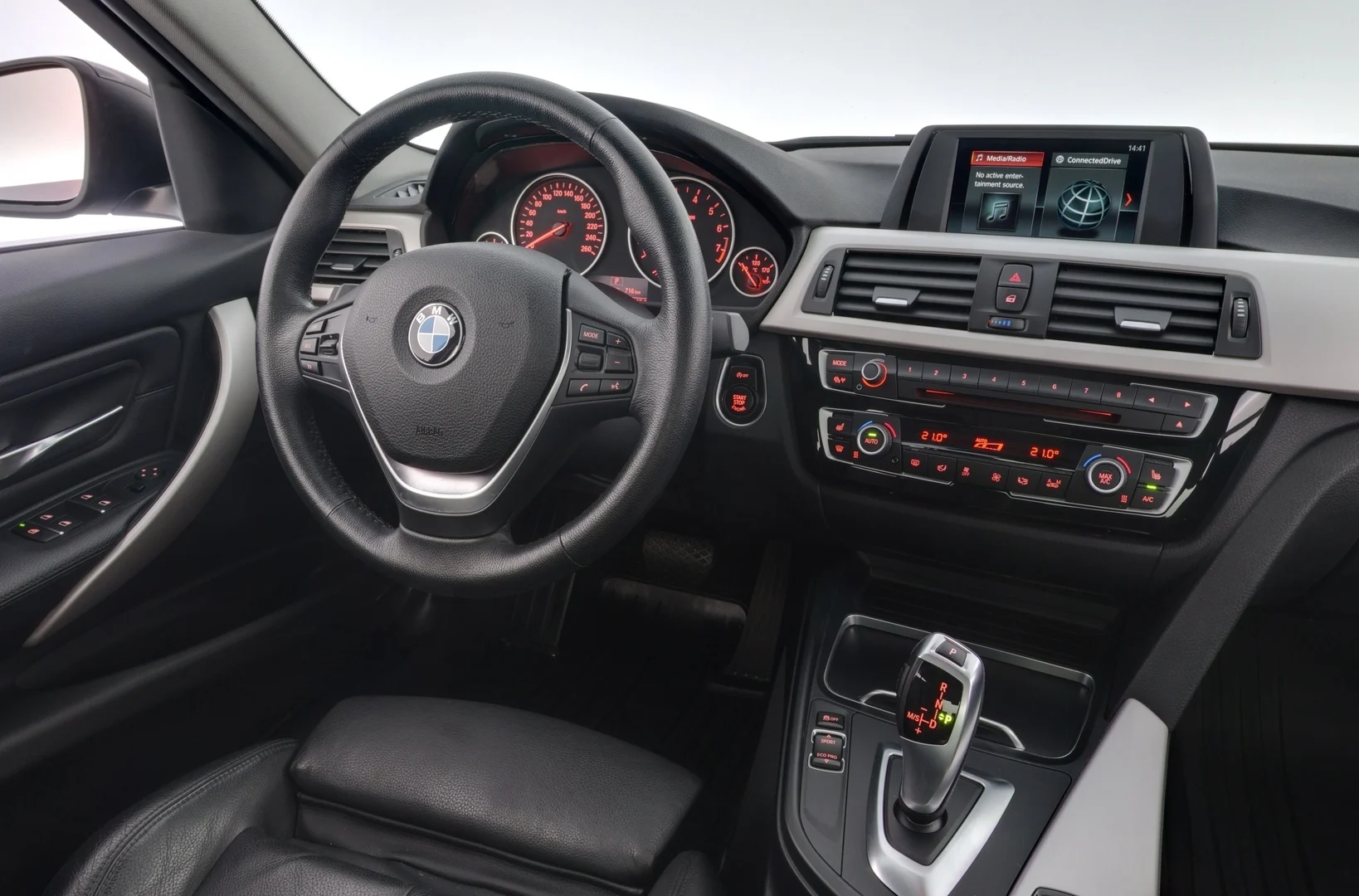 Car Image - 7h0j2dW6g61wGS2L6tNjHq