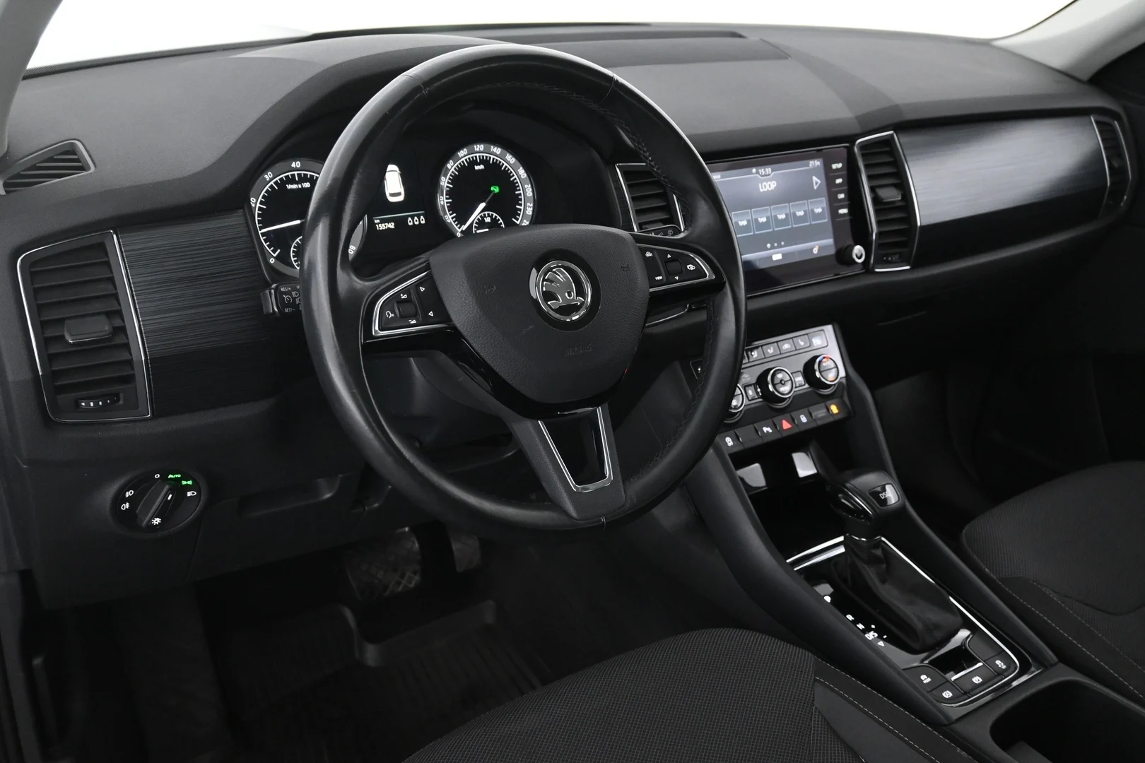 Car Image - 5DtuxscPTD3RSYUuevn1hH