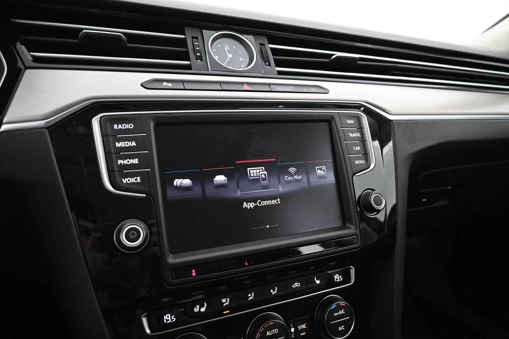 Car Image - 13DUPyOAMMVi84sJe0HFJu