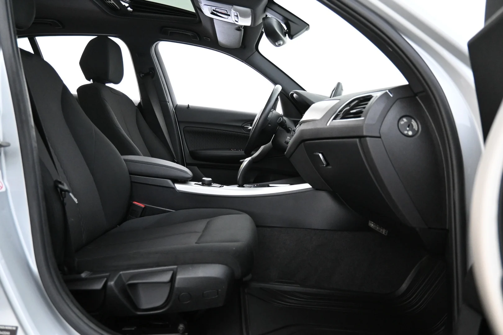Car Image - 55CdGyZT6MhnVk3otykYK7