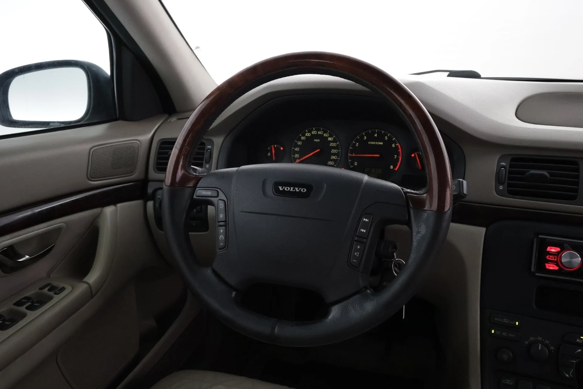 Car Image - 1qn7DxokFHmimmxrdDDMdj