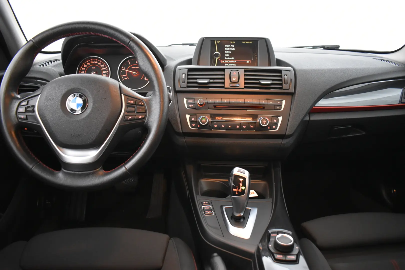 Car Image - 015qMaFzUS5cYX4MNgJ1Ao